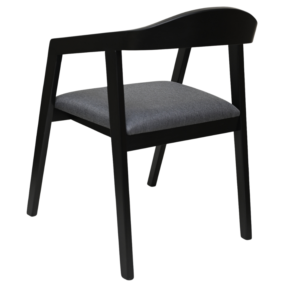Armando (2).png